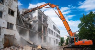 Промышленный демонтаж зданий Бор, цена от 2900 руб.