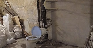 Демонтаж сантехкабины в панельном доме - цена от 1018 рублей | Сварной-Бор